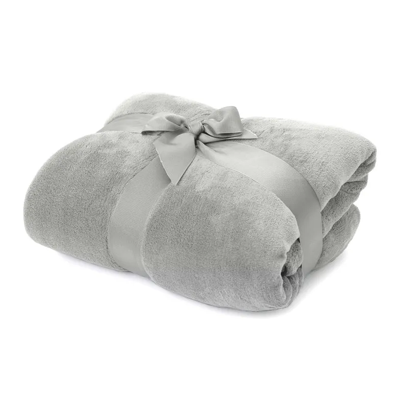 Kuscheldecke - 220x240 cm - Sofadecke & Tagesdecke - Hellgrau